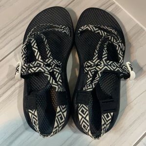 Size 8 Chacos